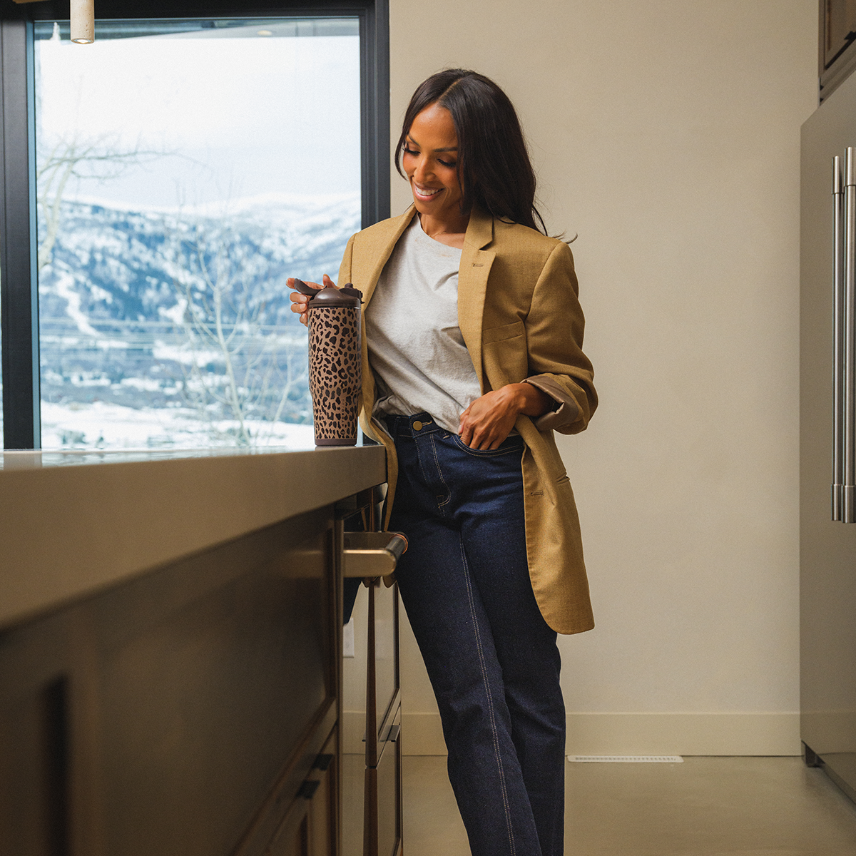 brown-leopard-32oz-946ml-z6 Ease32-BrownLeopard-WPI-9.png