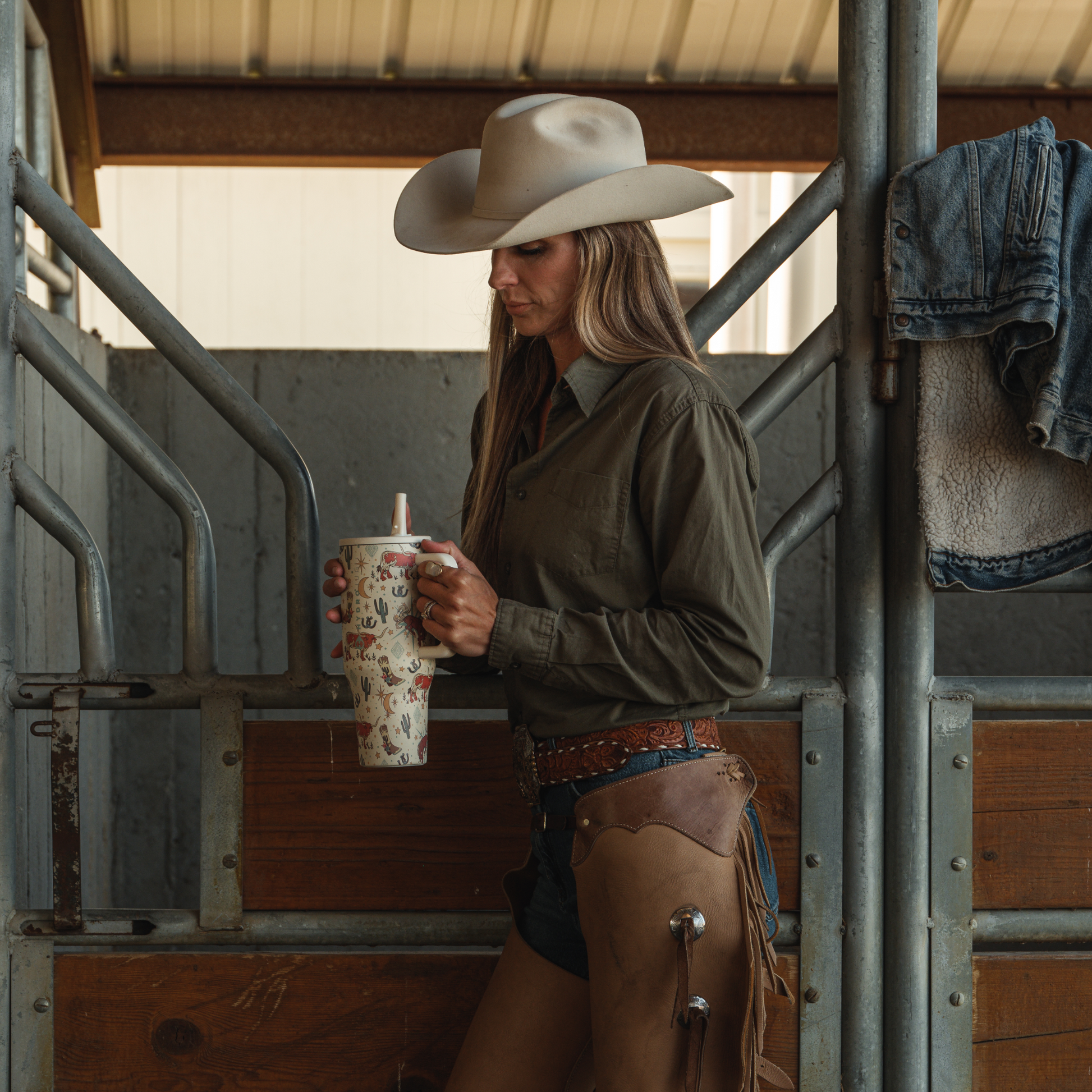 rodeo-32oz-946ml-d9 TRVL32-Rodeo-6-WPI.png